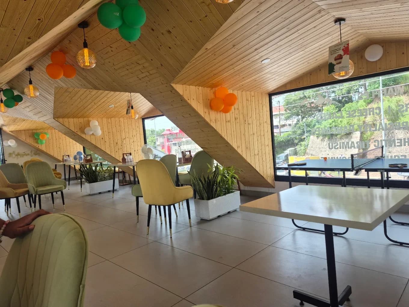 Cafesserie | Cafe & Bakery | Kasauli Chowk (Dharampur)