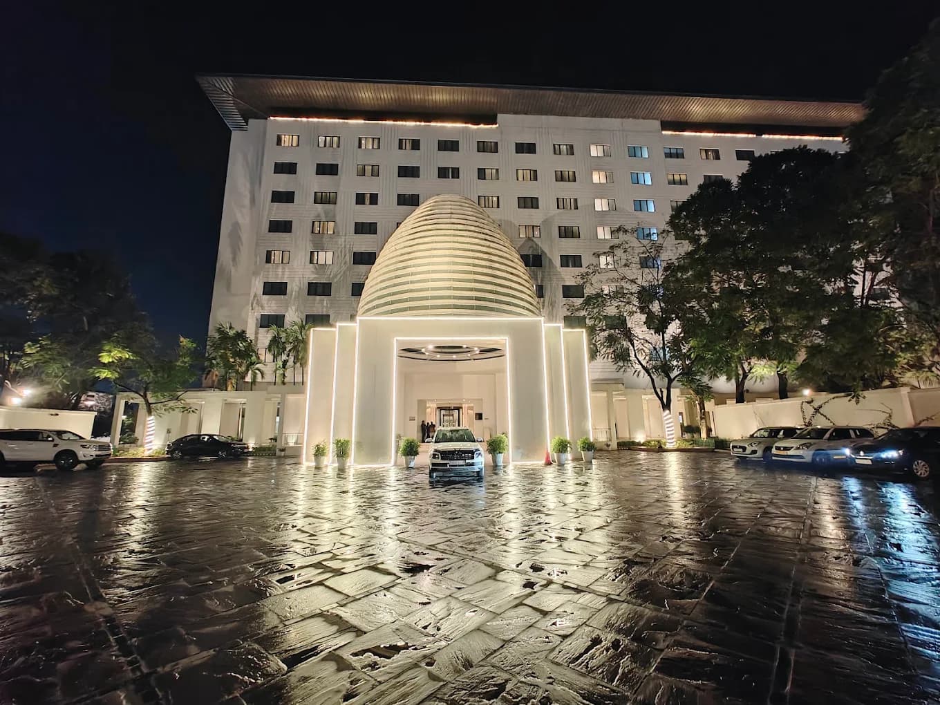 Vivanta Guwahati (Guwahati)