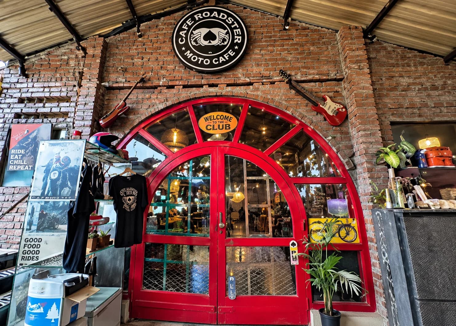 Trip Machine Cafe