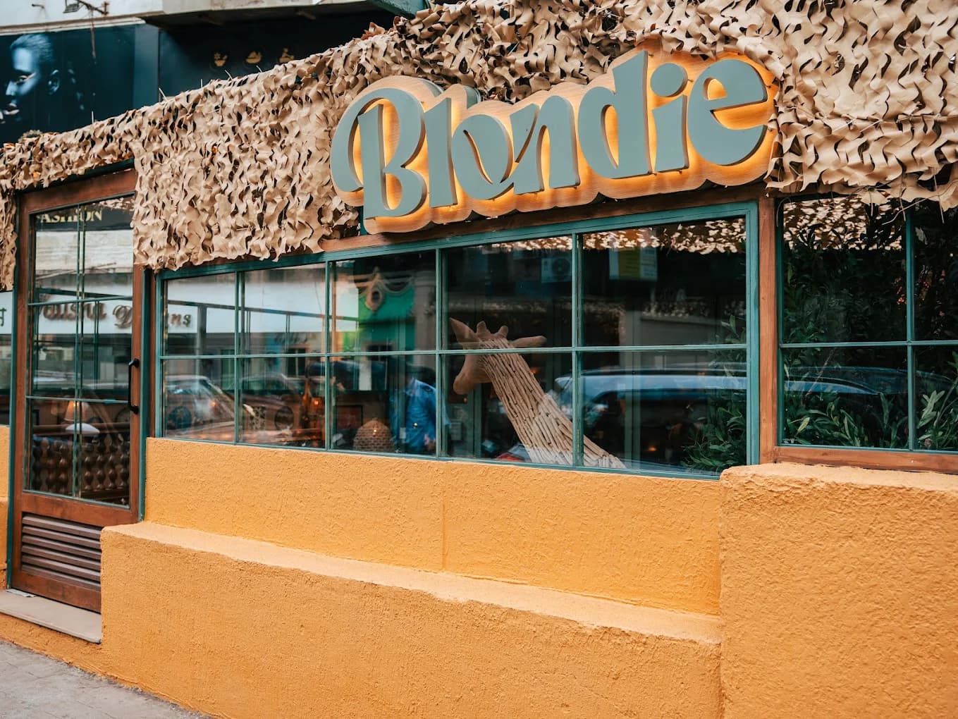 Blondie (Mumbai)