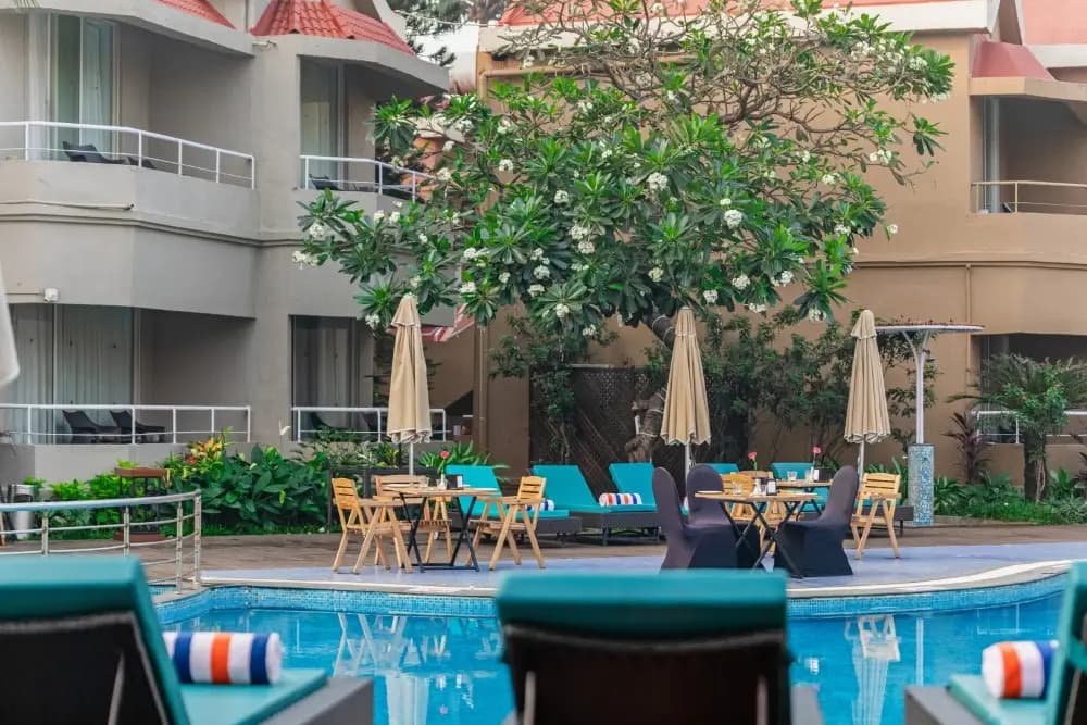 Whispering Palms Beach Resort (Goa)
