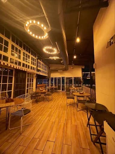 BowWow Dog Hotel (Dehradun)
