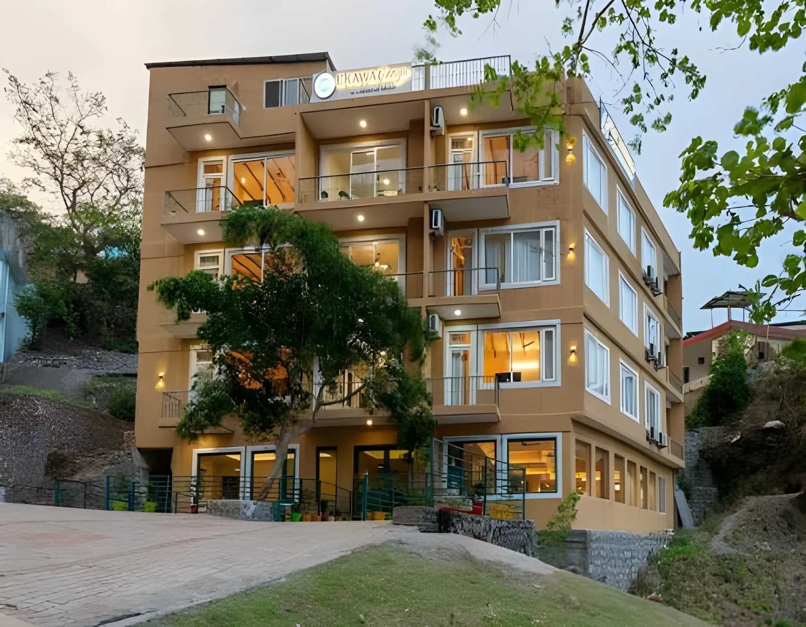 The Ekawa Ganga by Lawrence Group (Rishikesh)
