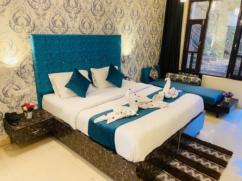 Hotel Nature's Feast (Dharamshala)