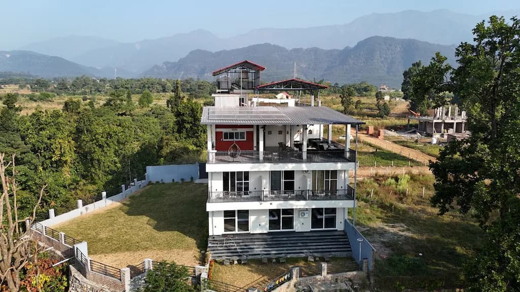 River Cliff Resort (Dehradun)