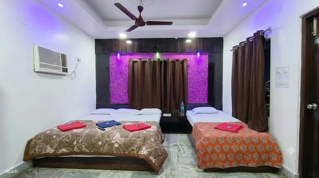 Hotel Bobby House