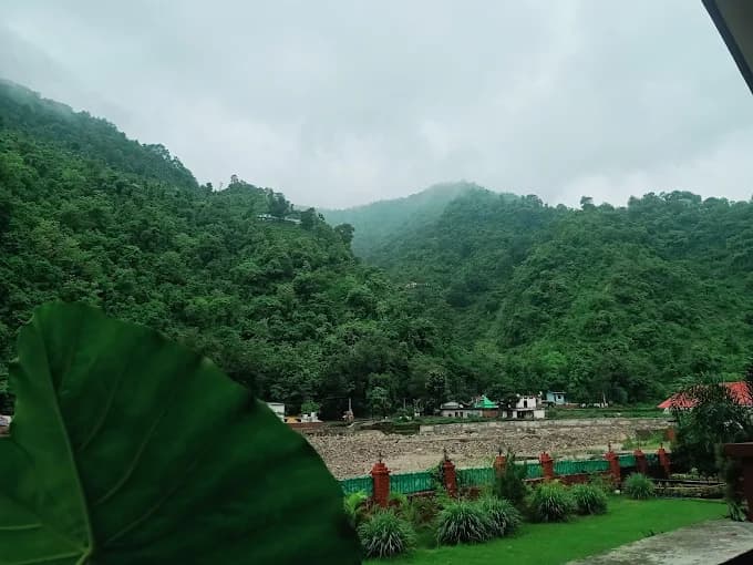 ZEIV HERMITAGE RESORT DEHRADUN