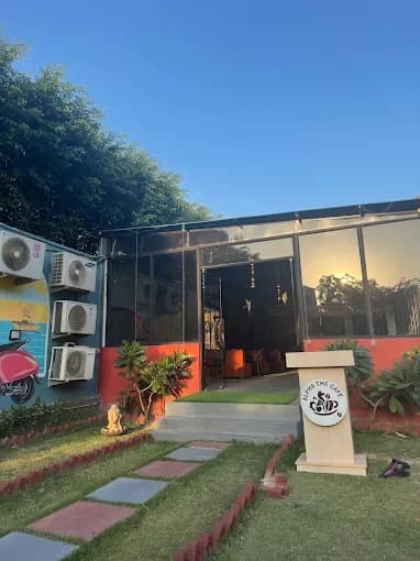 Alpha the Cafe (Noida)
