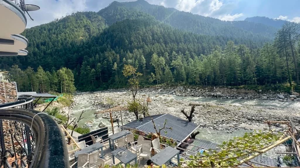 Shanti Cafe - Signature Stays Manali