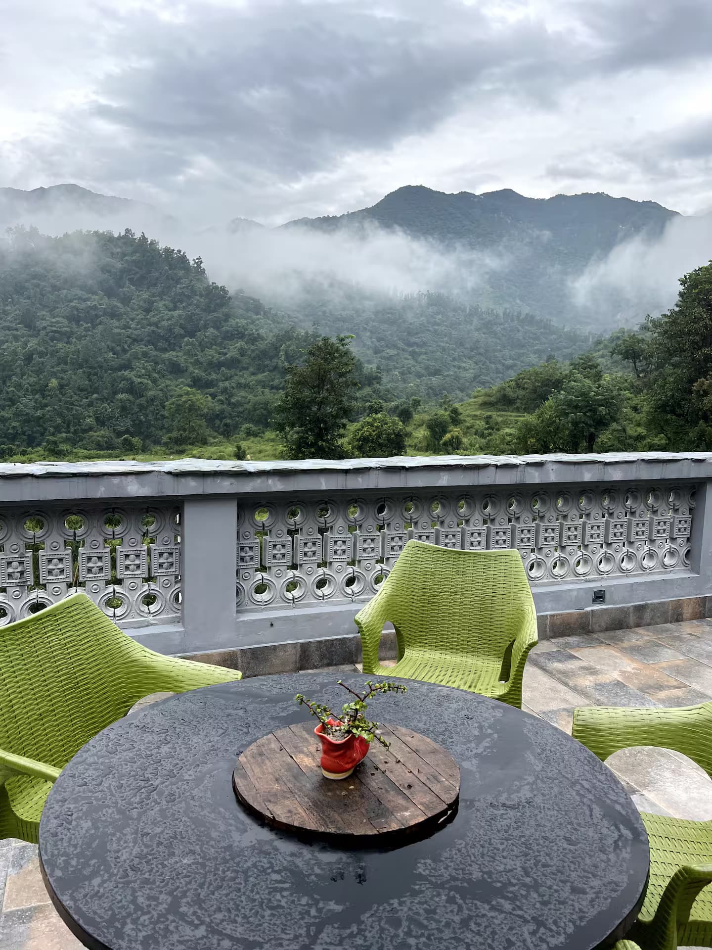 The Blue Door - A Luxury Boutique Villa on Foothills of Mussoorie (Dehradun)