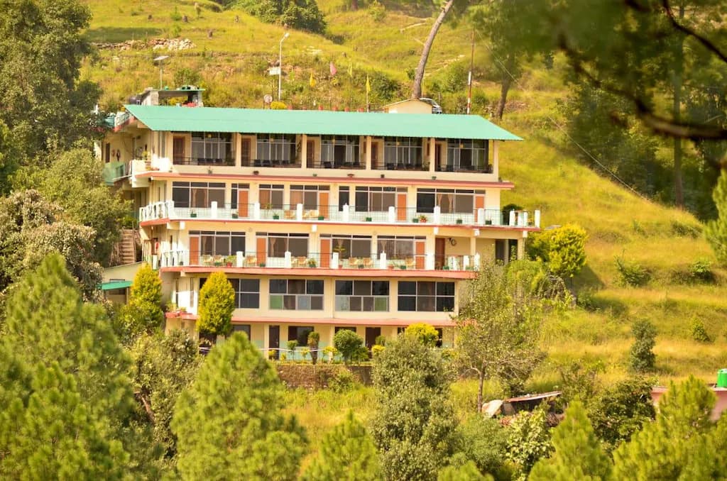 Nature's Valley Resort, Kausani