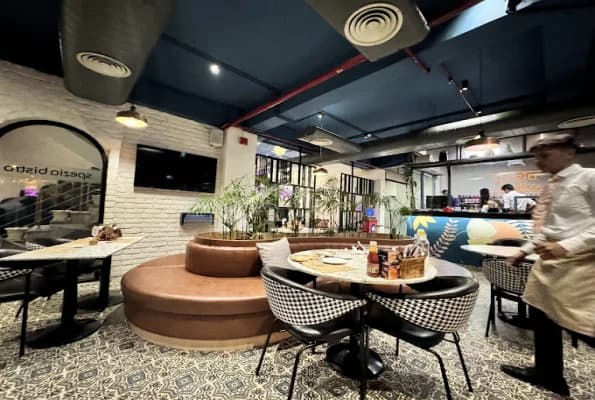 Spezia Bistro (Noida)
