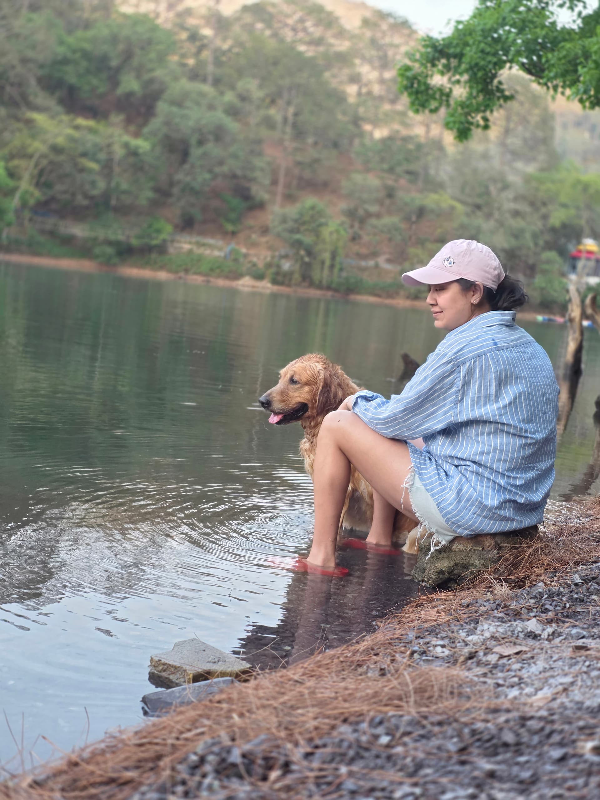Sattal Lake - Dog Swimming Spot