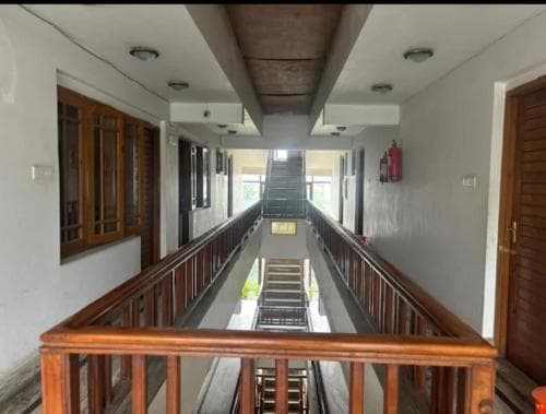 Hotel imroz (Srinagar)