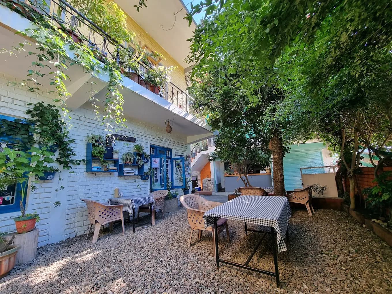 Garden Cafe (Chaugan)
