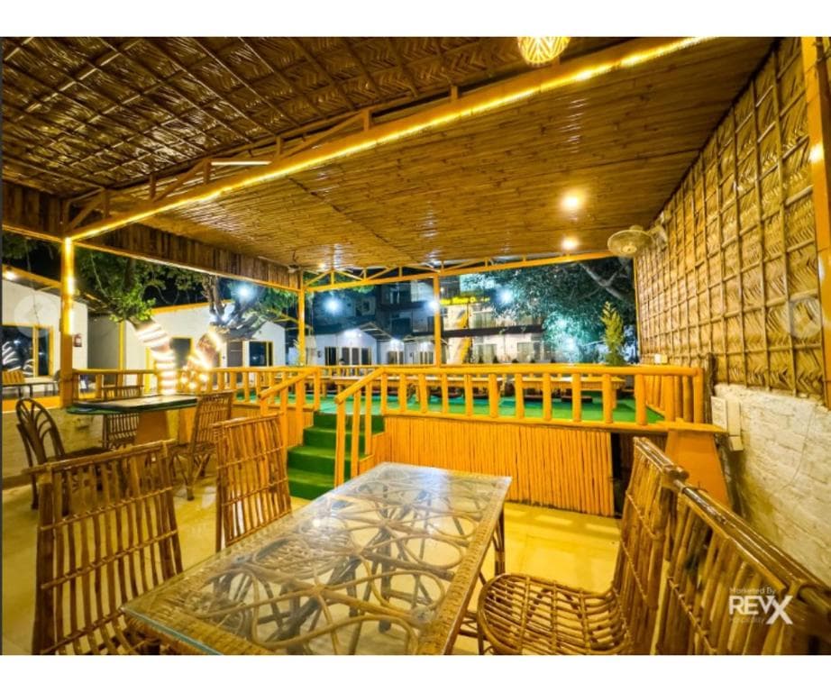 Tree Aura Retreat (Rishikesh)