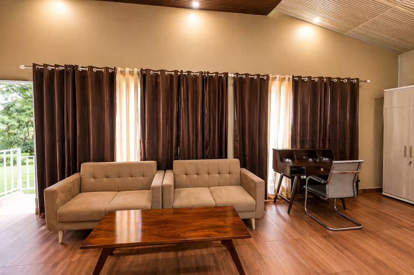 The Bluewind Resort (Khala Gaon)