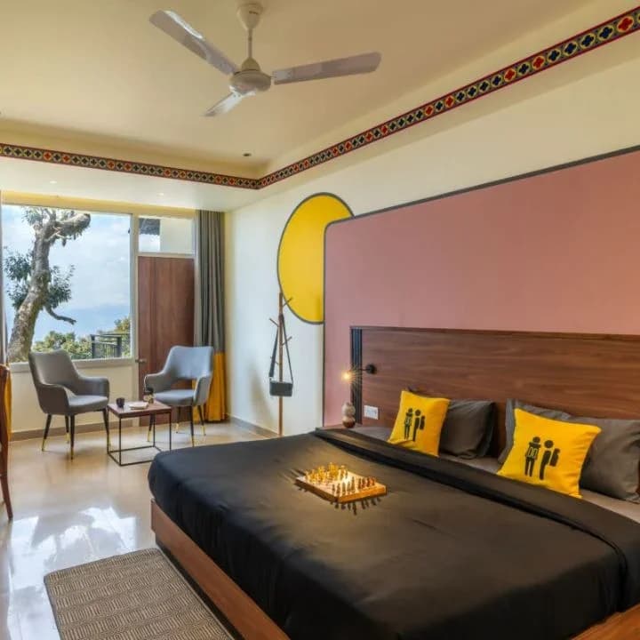 The Hosteller Dalhousie, Mall Road (Dalhousie)