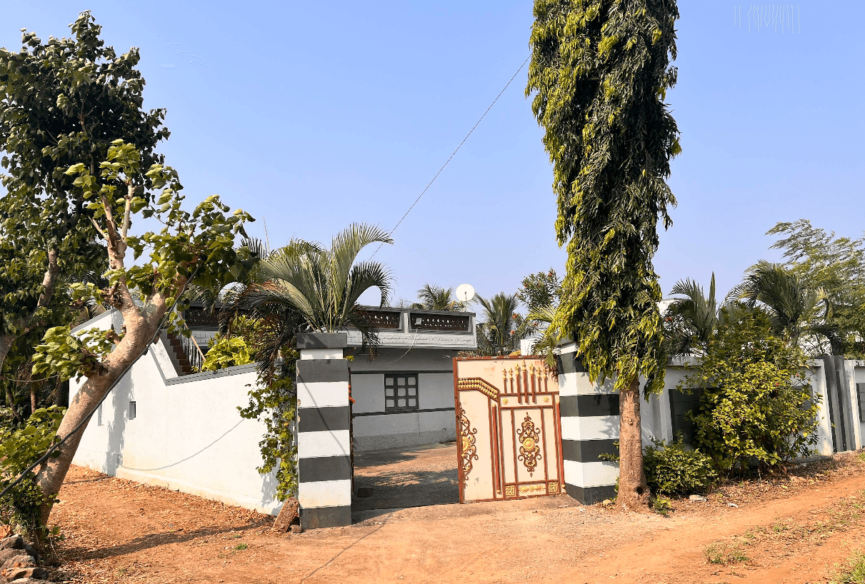 Coconut Farm stay - Near Somnath