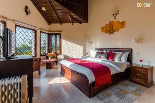 Karinya Villas (Nainital)