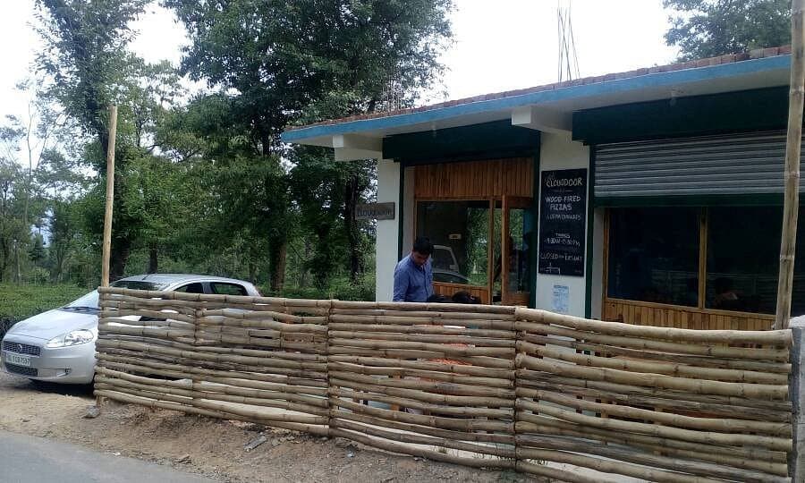 Cafe Cloud Door (Chaugan)