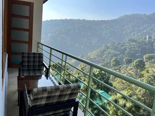 Hadley inn Kasauli - Entire Place