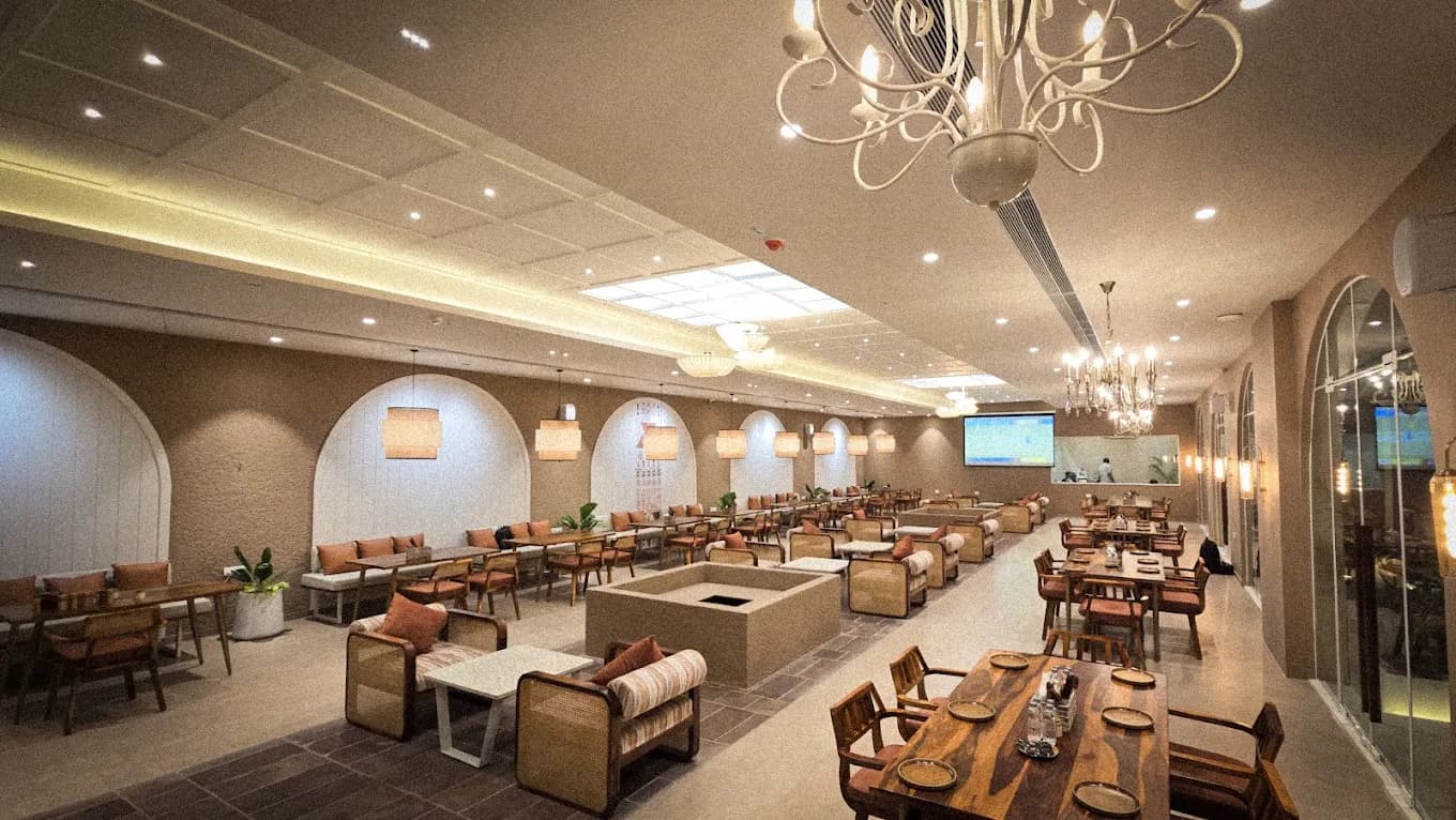 WHITESSAND POOL CAFE BISTRO (Dumas)