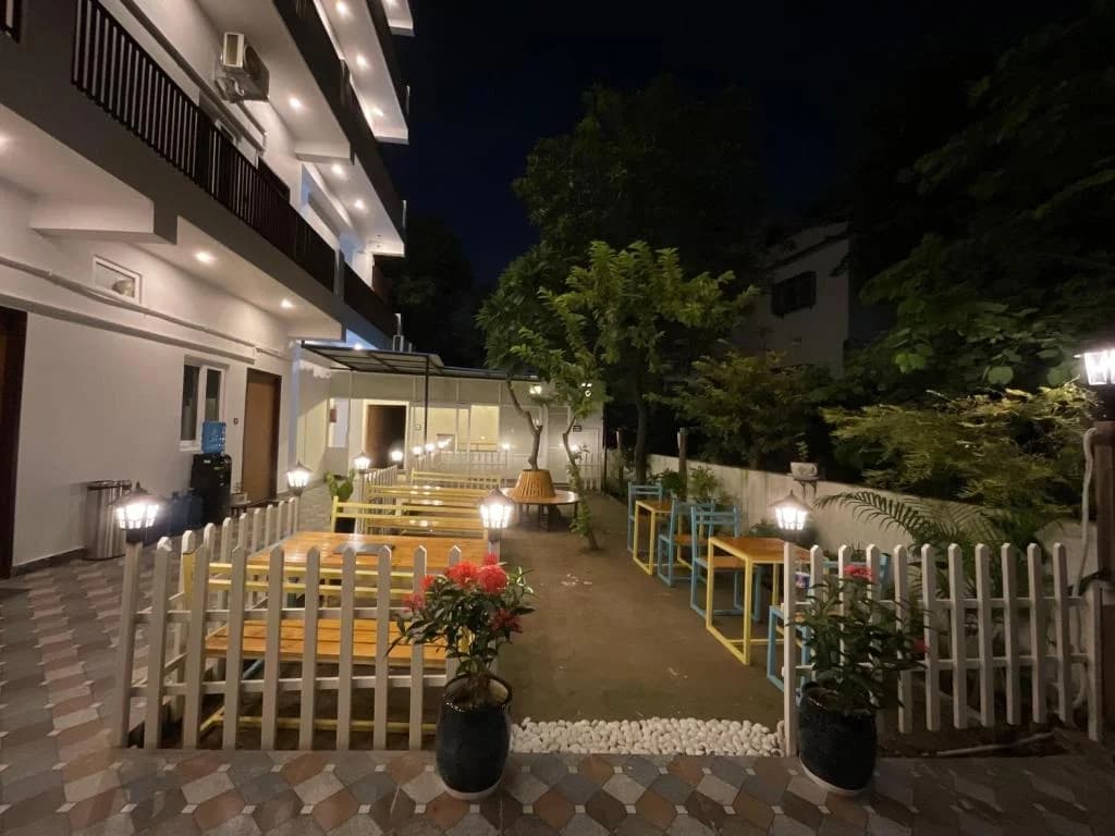Flying Dutchman Hostel