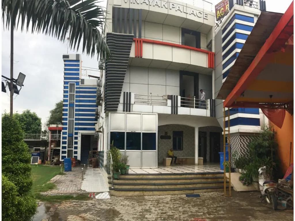 Vinayak Palace