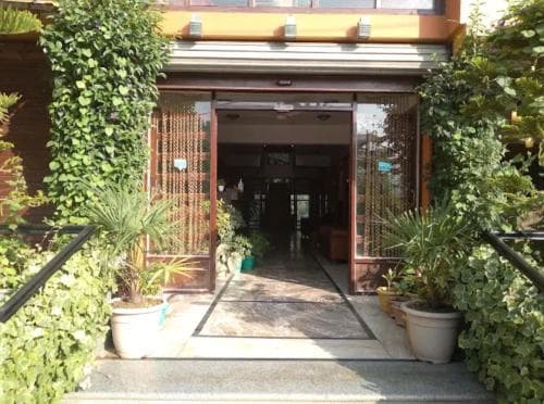 Hotel imroz (Srinagar)