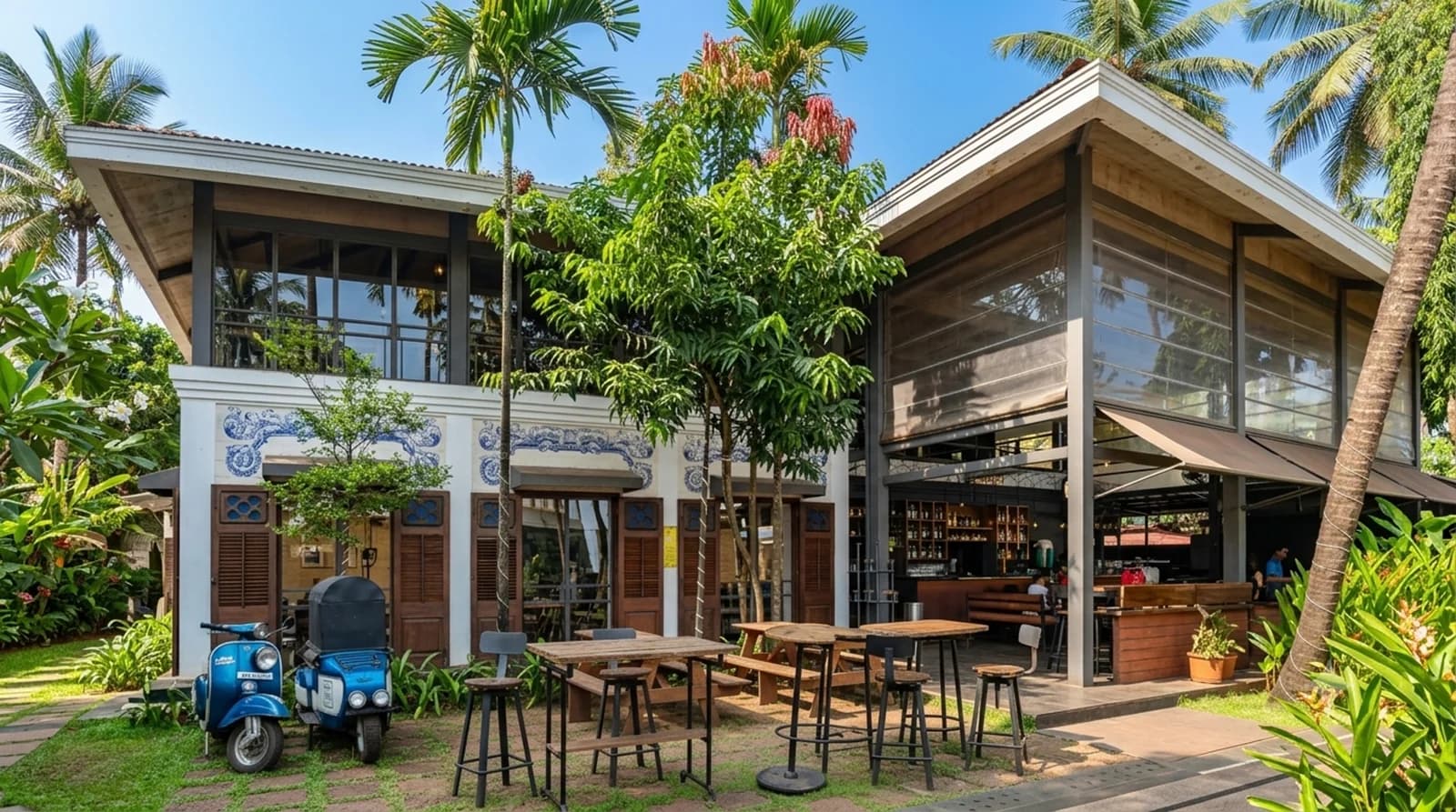 Royal Enfield Garage Cafe