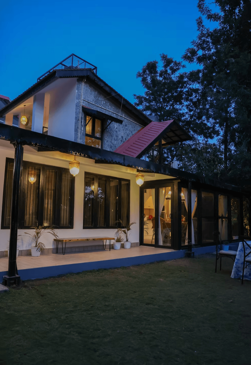 Barefoot House (Mussoorie)