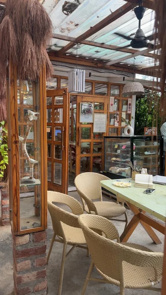 La Vita Cafe (Dharamshala)