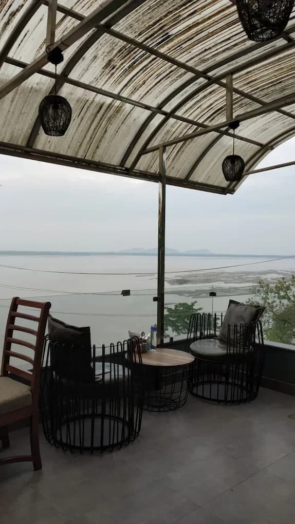 DOCKYARD by Cafe Bellevue (Guwahati)