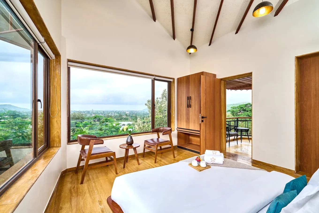 SaffronStays Aamelia by the Hills (Anjaneri)