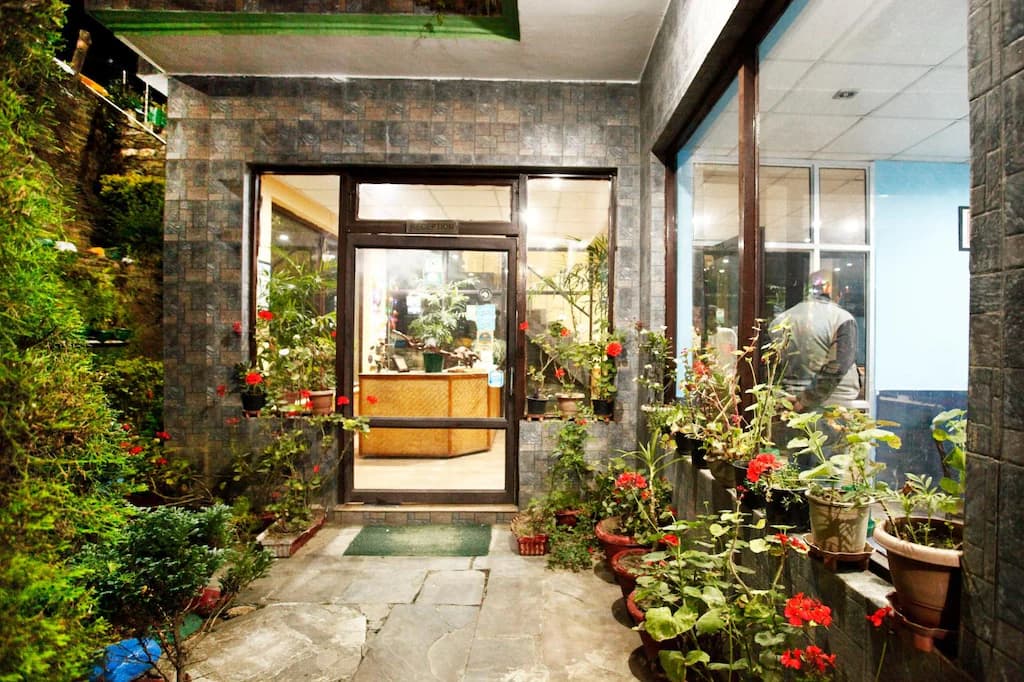 Nature's Valley Resort, Kausani