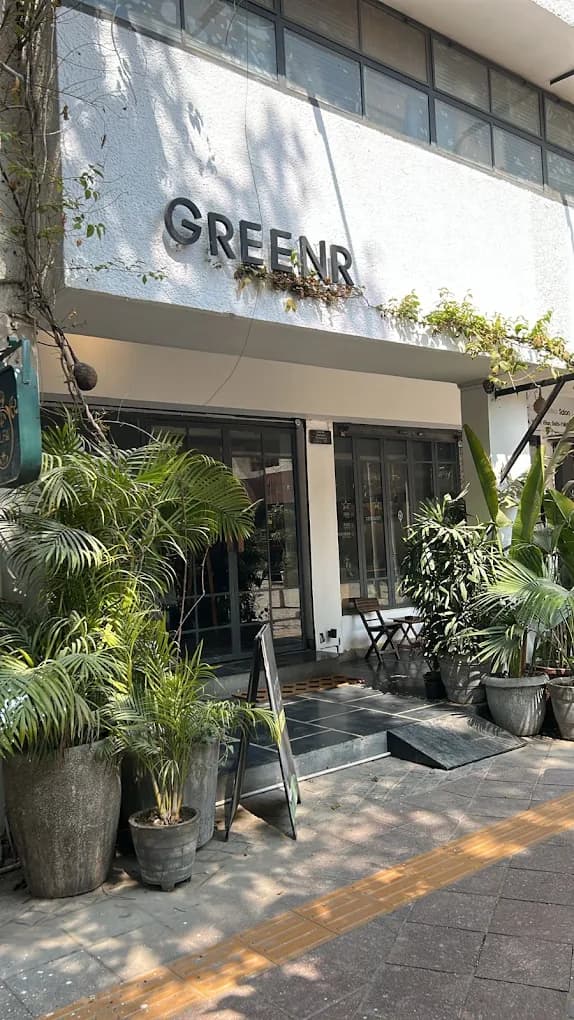 Greenr Cafe (New Delhi)