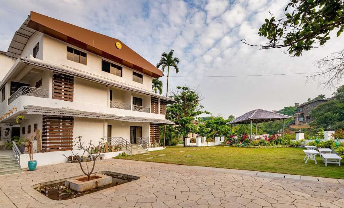 The Bark - An Art Resort