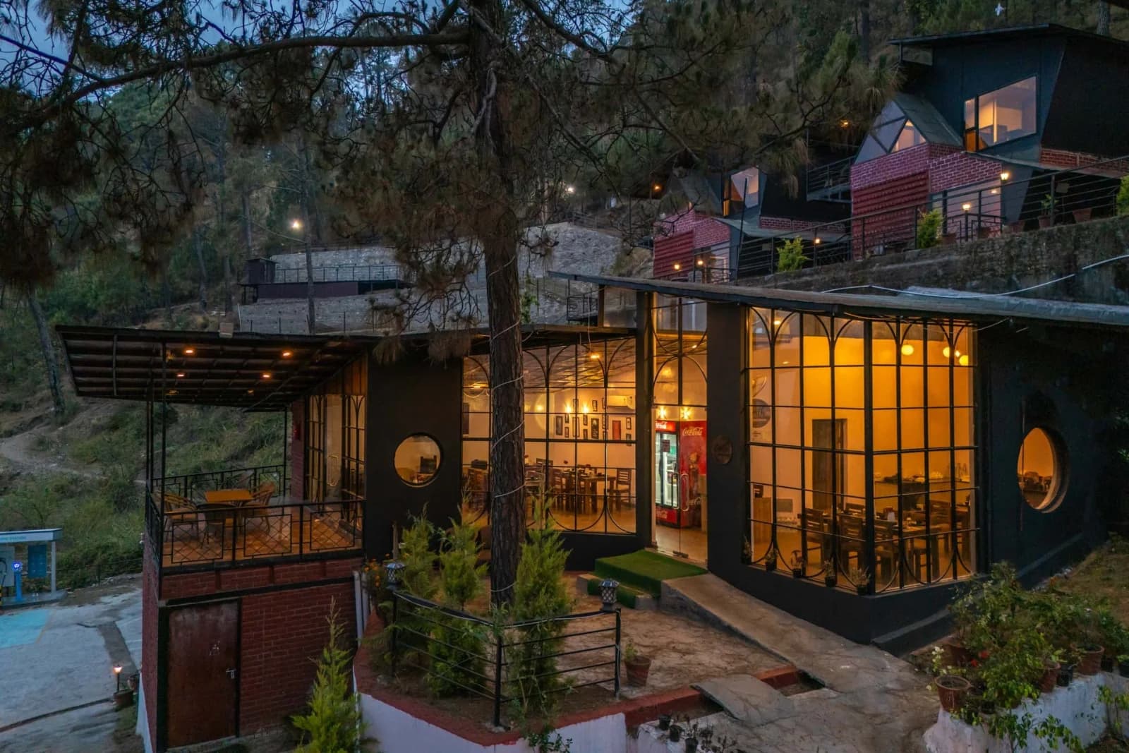 tatvam resort (Lansdowne)
