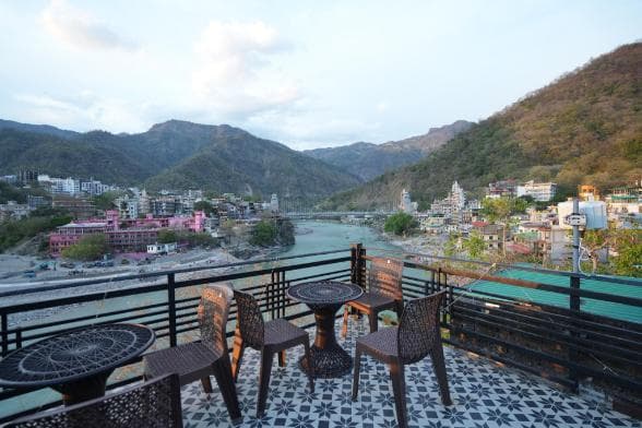 60's Cafe Delmar - The Beatles Cafe (Rishikesh)