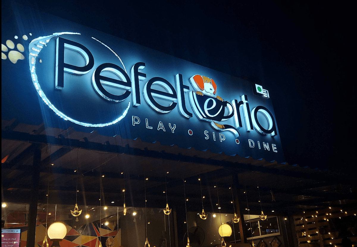 Pefeteria - Gujarat's 1st Pet Cafe