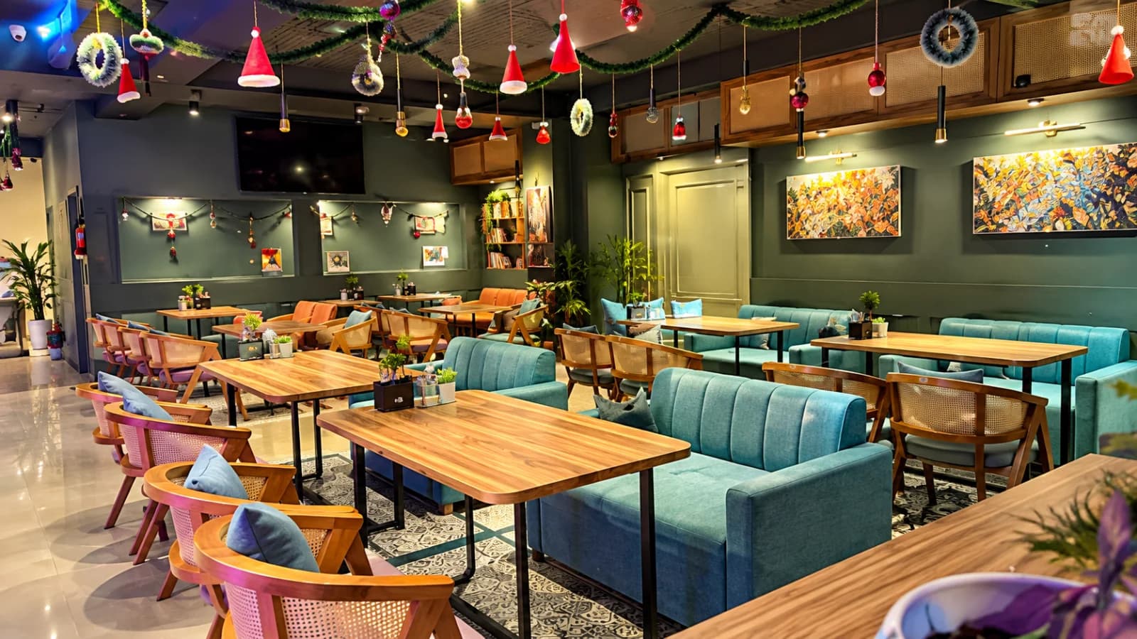 The Leaf - Cafe and Brew
