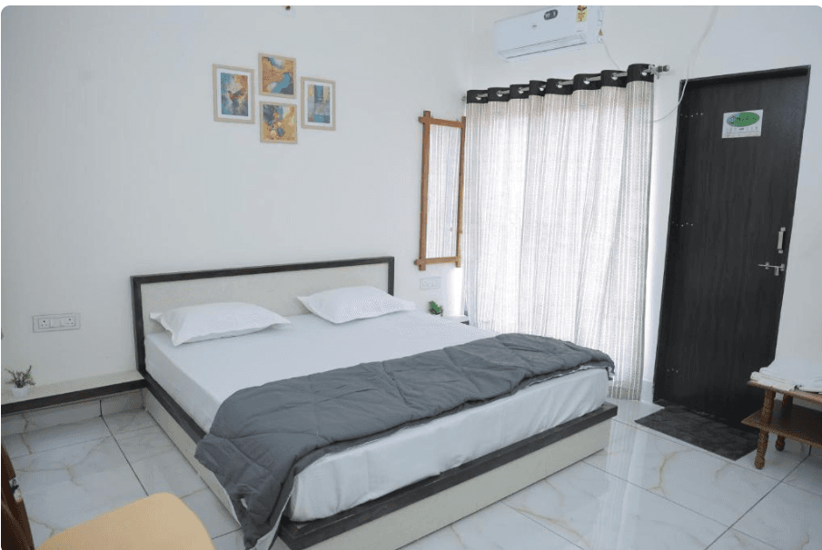 Shiv Homestay - Peaceful & Comfort Stay Nr Dwarka