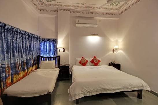 Panna Vilas - A Lake Facing Boutique Hotel (Udaipur)