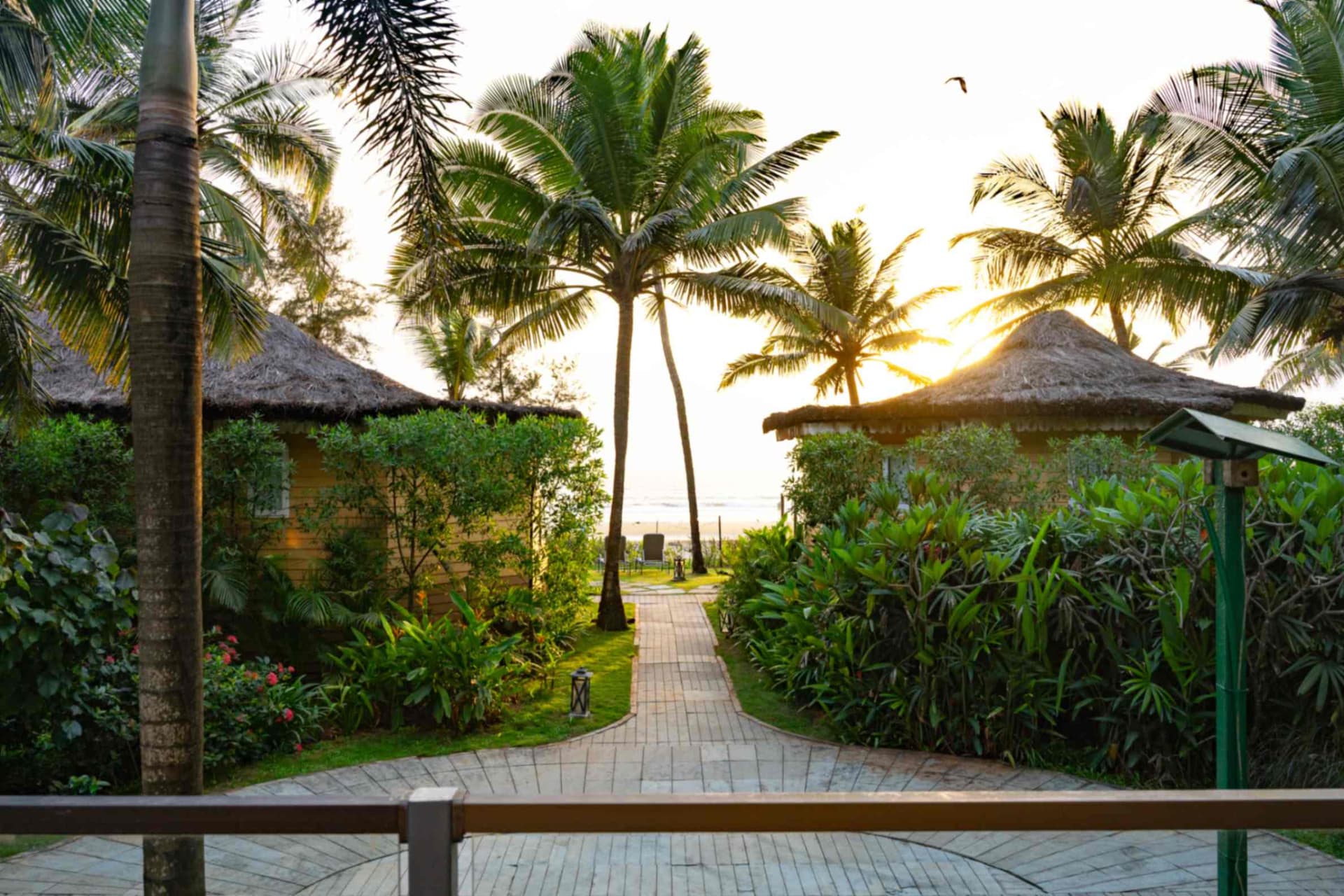 Planet Hollywood Beach Resort (Goa)