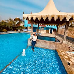 Amrit Van Resort