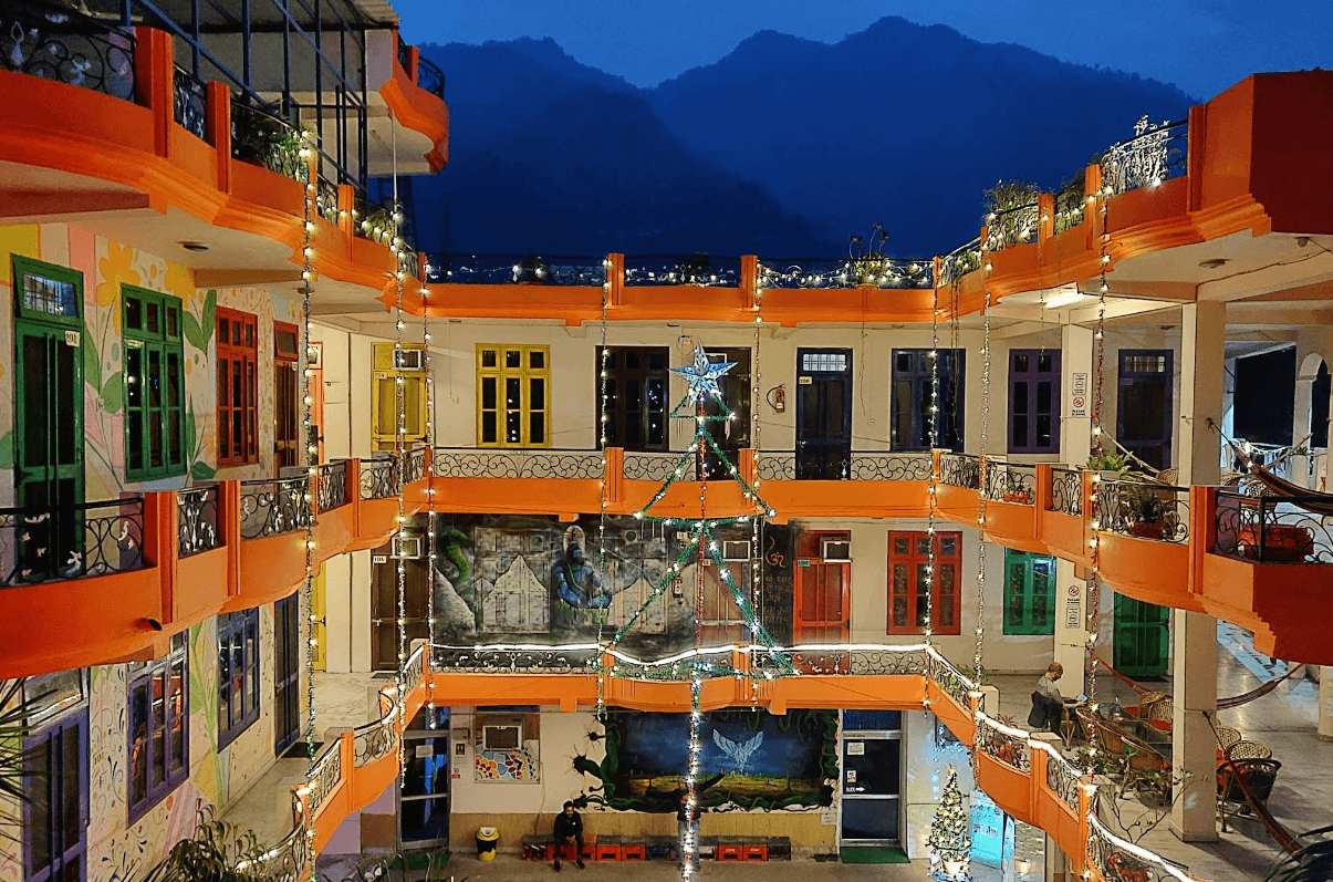 Live Free Hostel Rishikesh