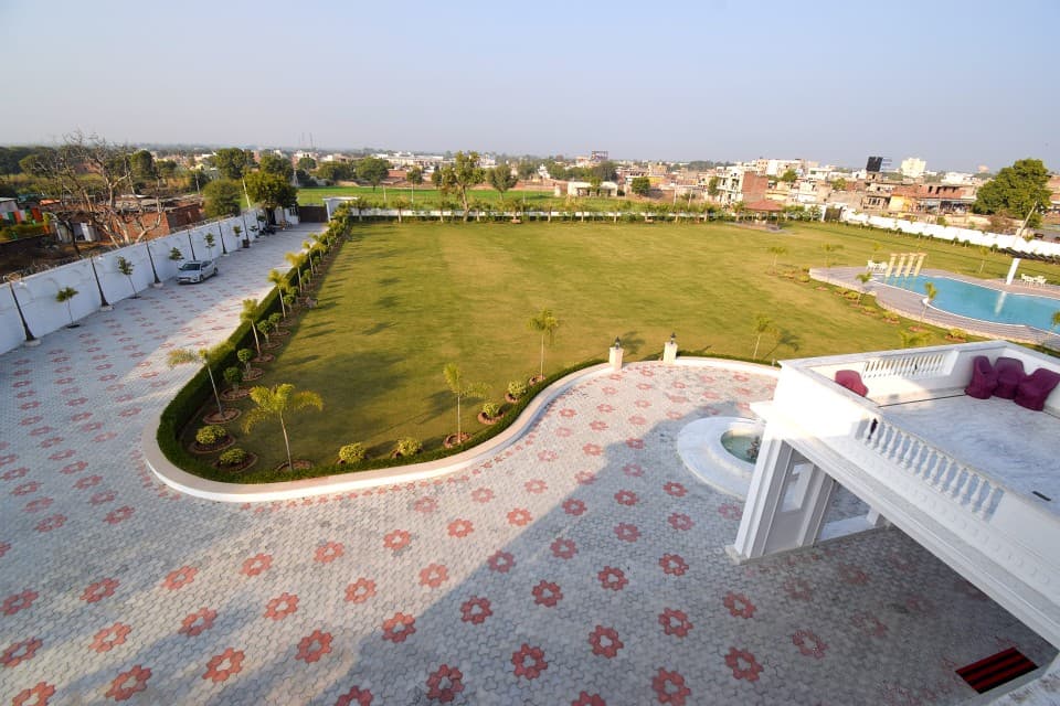 UMAID FARM RESORT-A LEGACY VINTAGE STAY IN JAIPUR