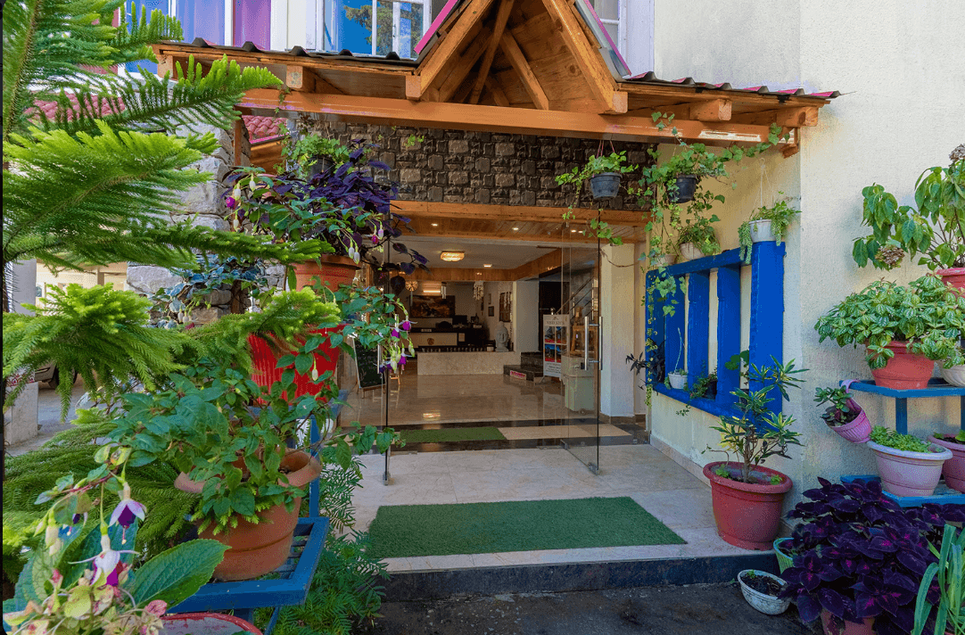 Hotel Vista | 100% Vegetarian | Best hotel Nainital