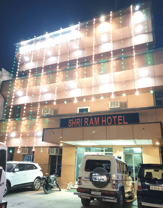 Shri Ram Hotel